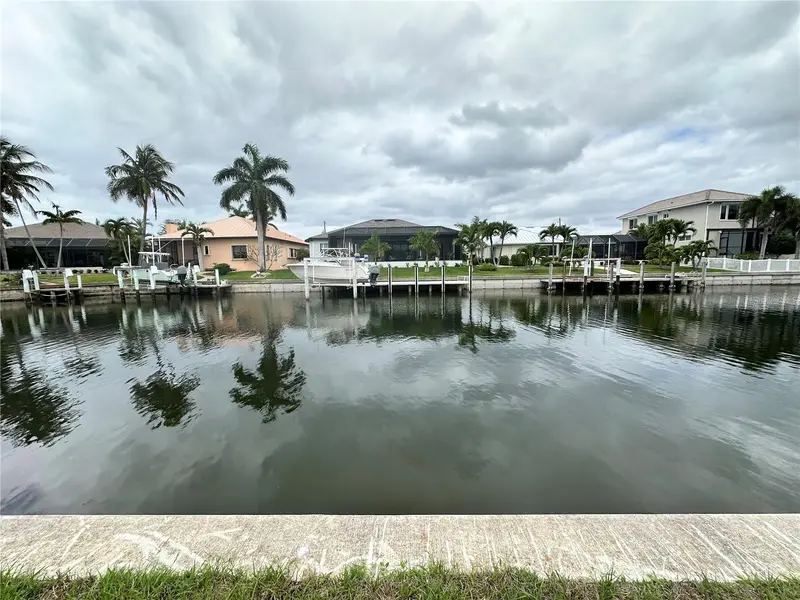 3611 Bonaire Ct, FL