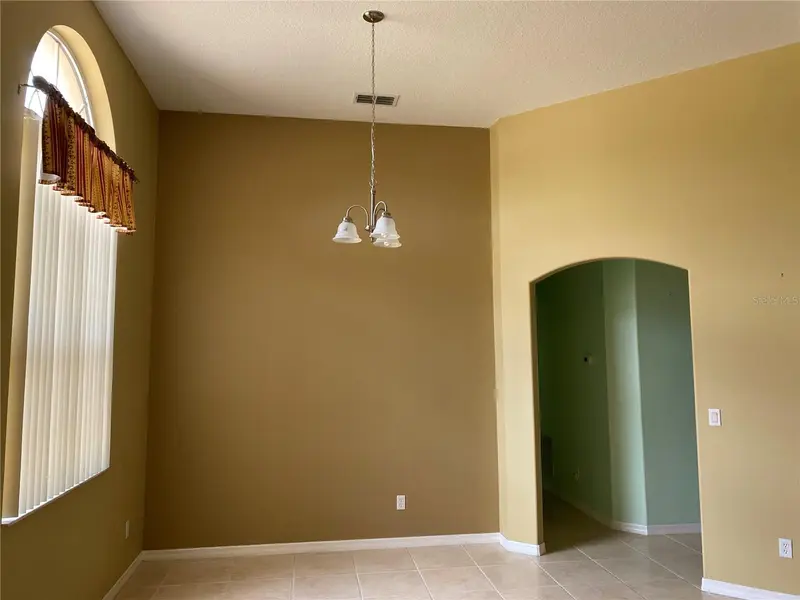 12934 Colonnade Cir, FL