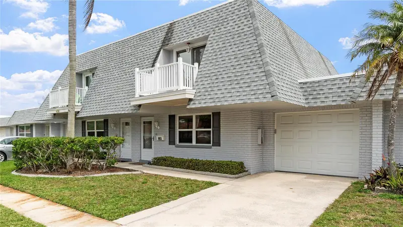 903 Cara Dr #903, FL