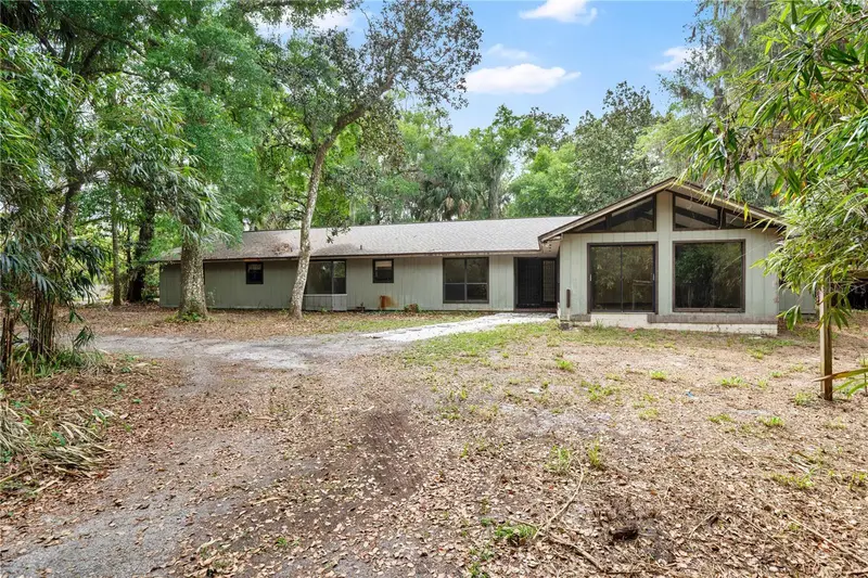 599 Lake Geneva Rd, FL