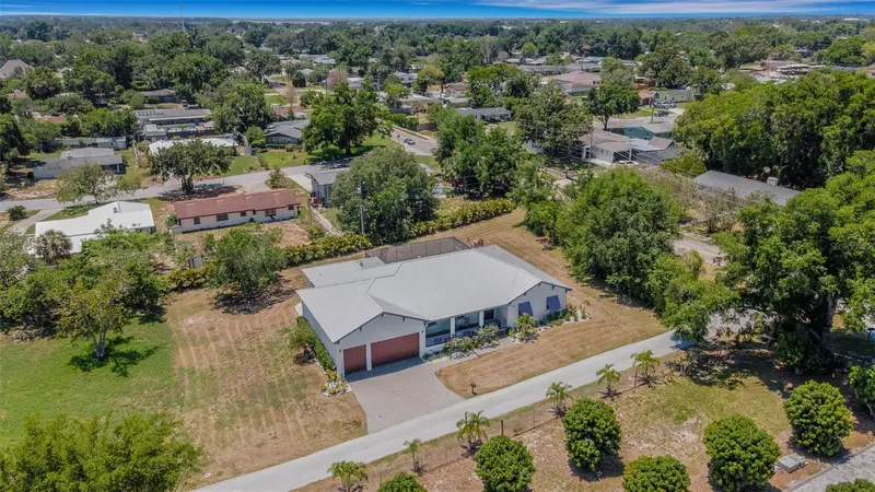 1 Brogden Ct Se, FL