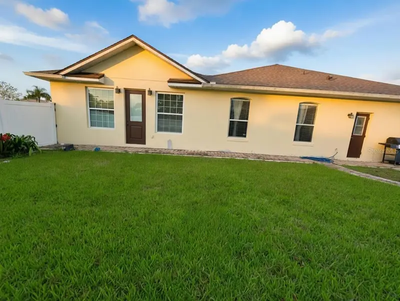 2601 Gold Dust Cir, FL