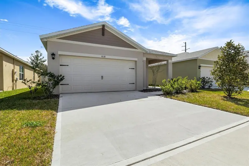 1038 Victoria Parc Ave, FL
