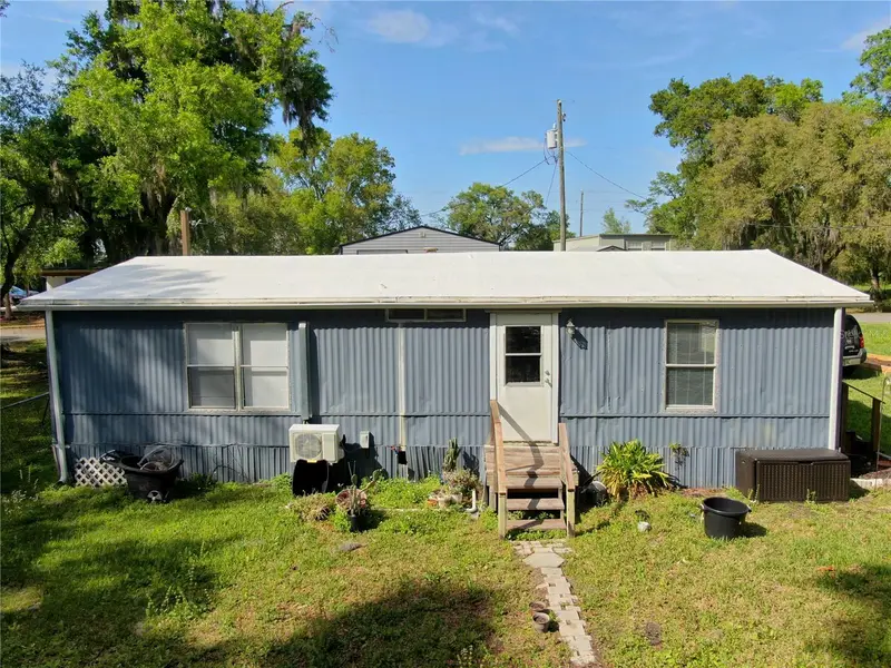 14618 Geneva Dr, FL