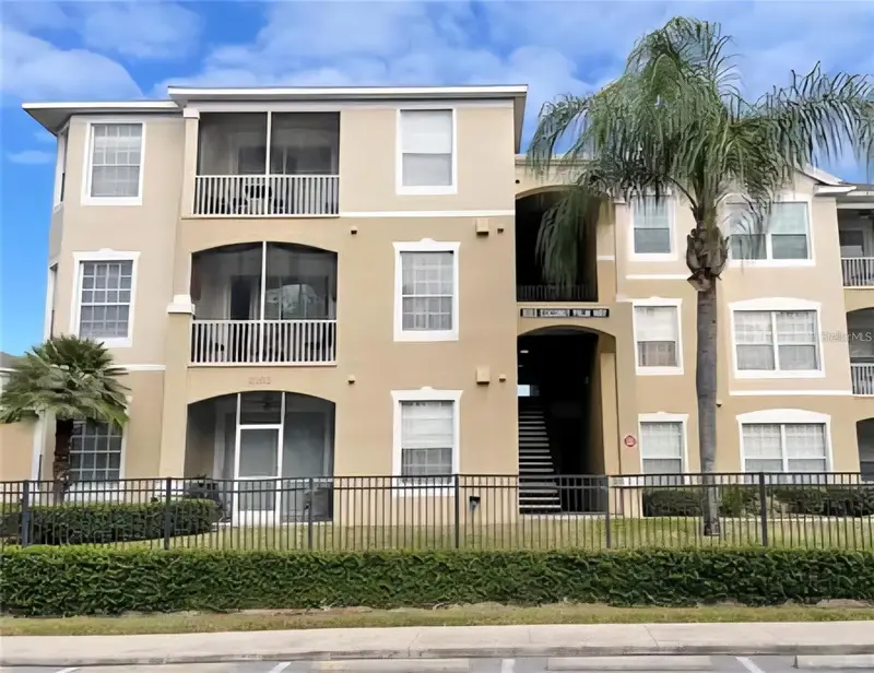 8103 Coconut Palm Way #203, FL