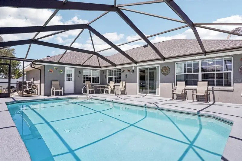 5353 County Road 125, FL