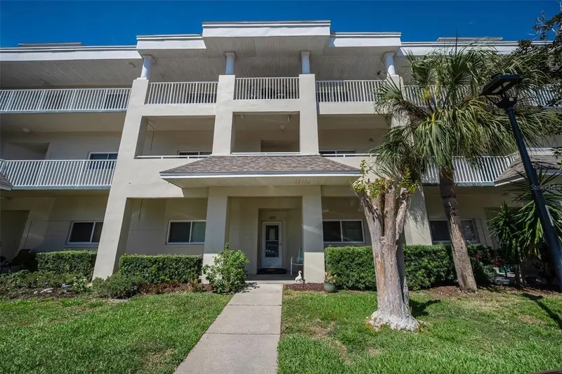 2210 Utopian Dr E #203, FL