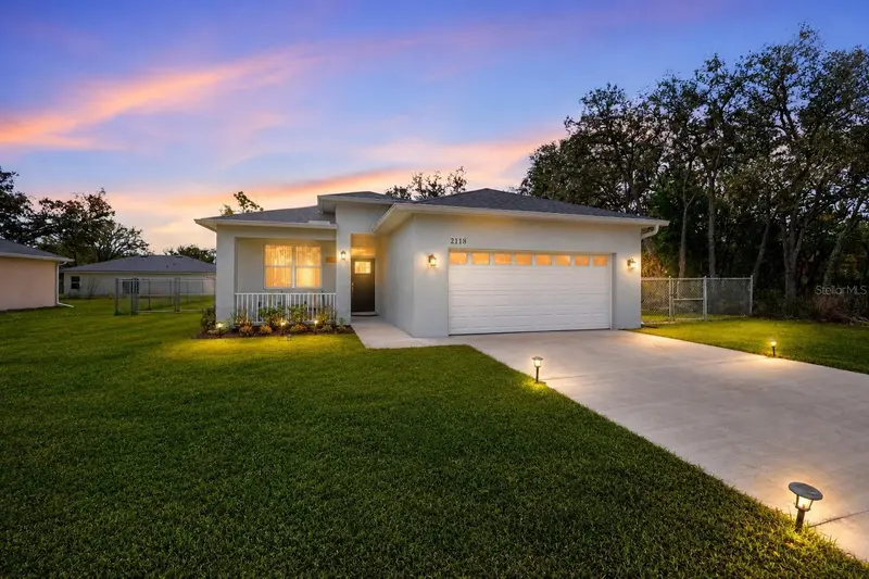 2118 W Hampshire Blvd, FL