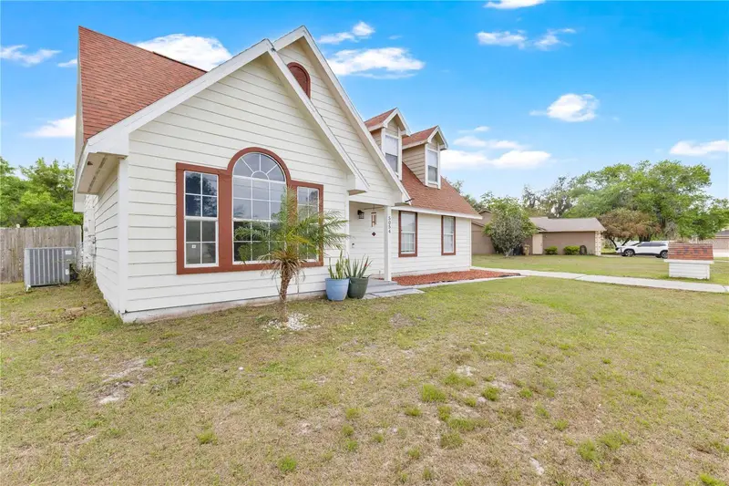 5054 Arrapahoe St, FL