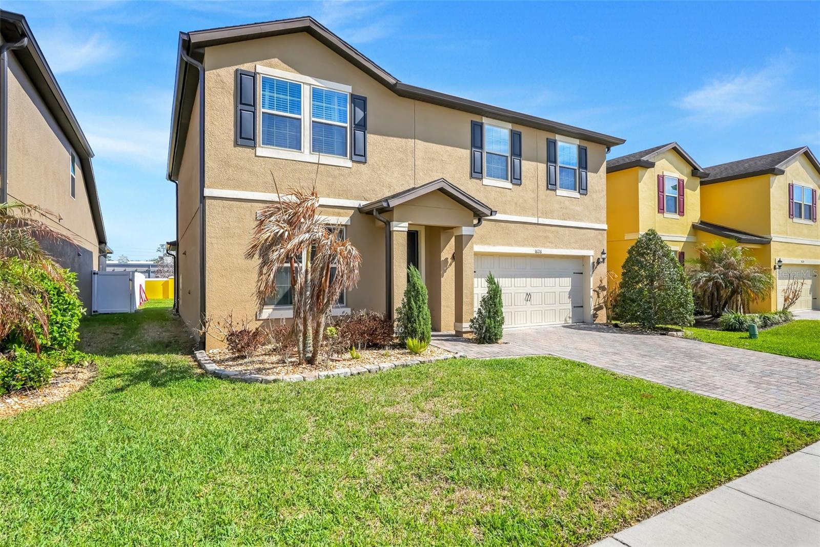 1626 Regal River Cir, FL