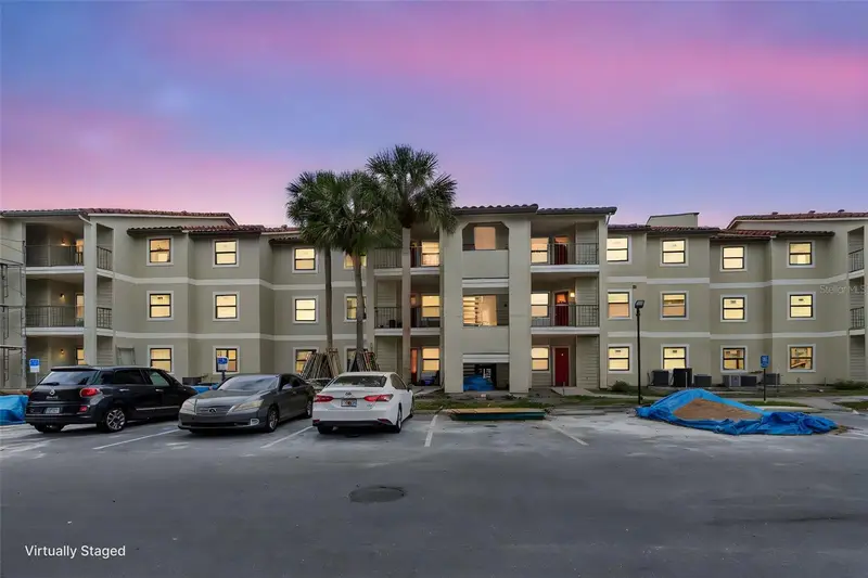 3016 Parkway Blvd #206, FL