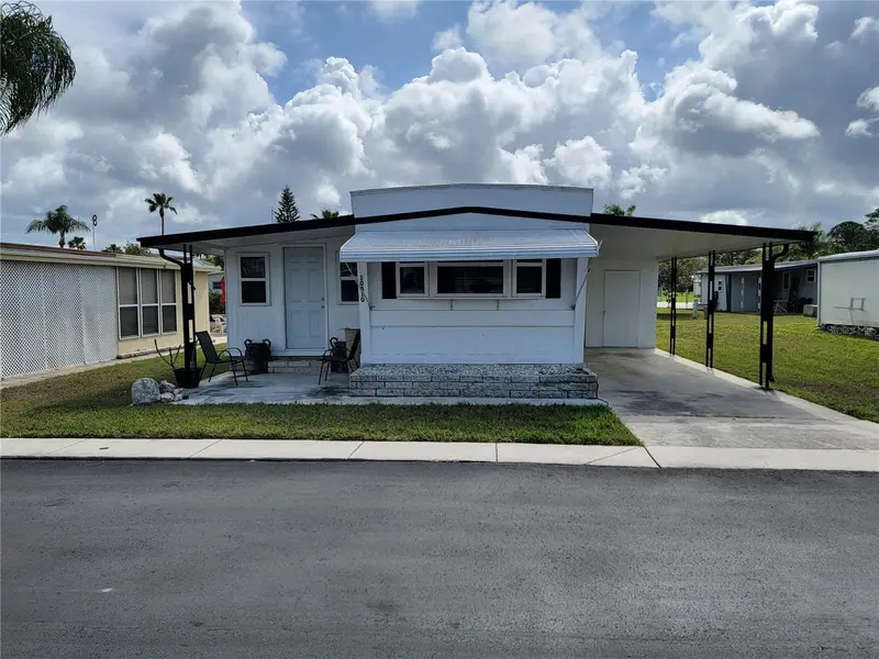 10810 Tioga Dr, FL