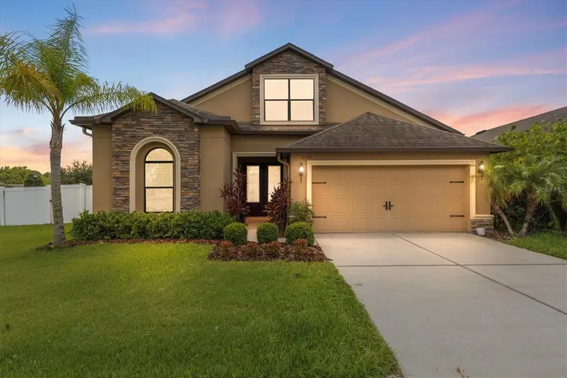 6539 Boulder Run Loop, FL