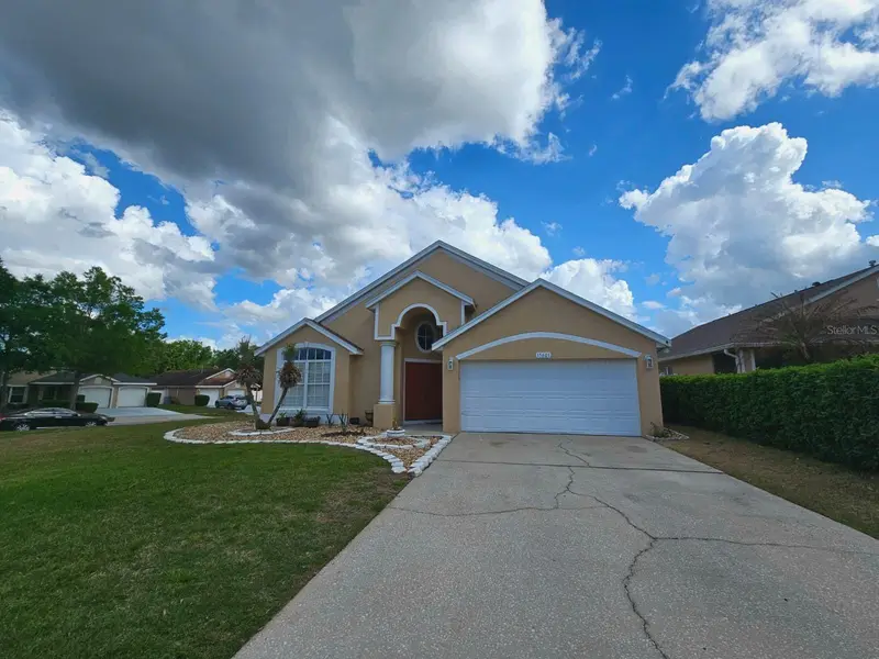 15601 Autumn Glen Ave, FL