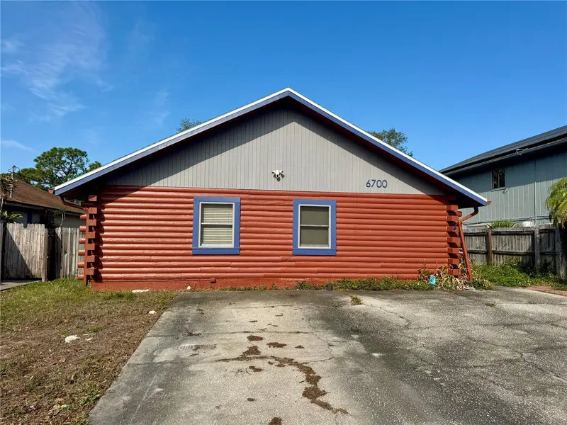 6700 67th Ln N, FL