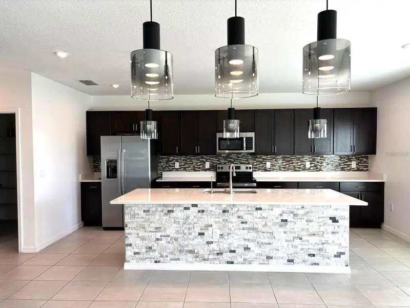 397 Citrine Loop, FL