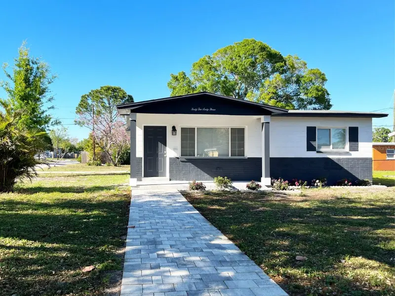 4263 7th Ave N, FL