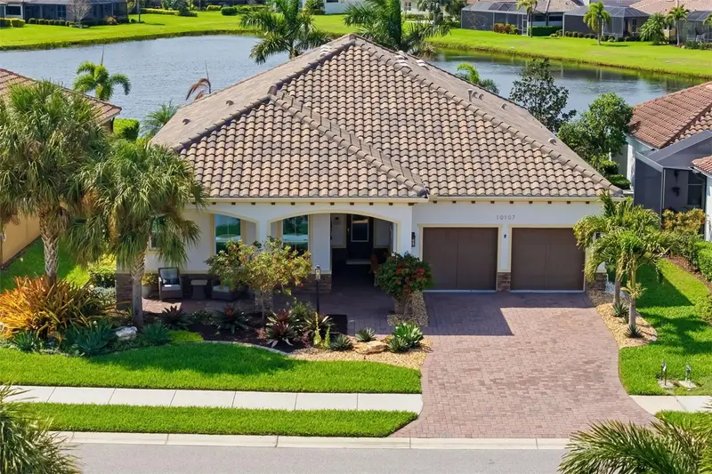 10107 Carnoustie Pl, FL