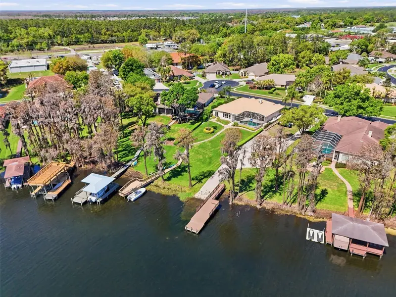 3629 Whistling Ln, FL