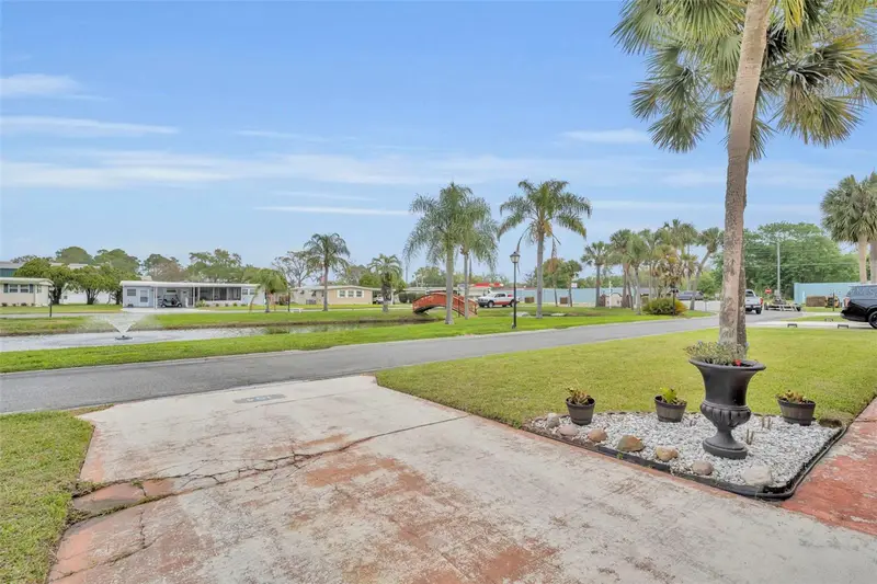 104 Diamond Head Dr, FL