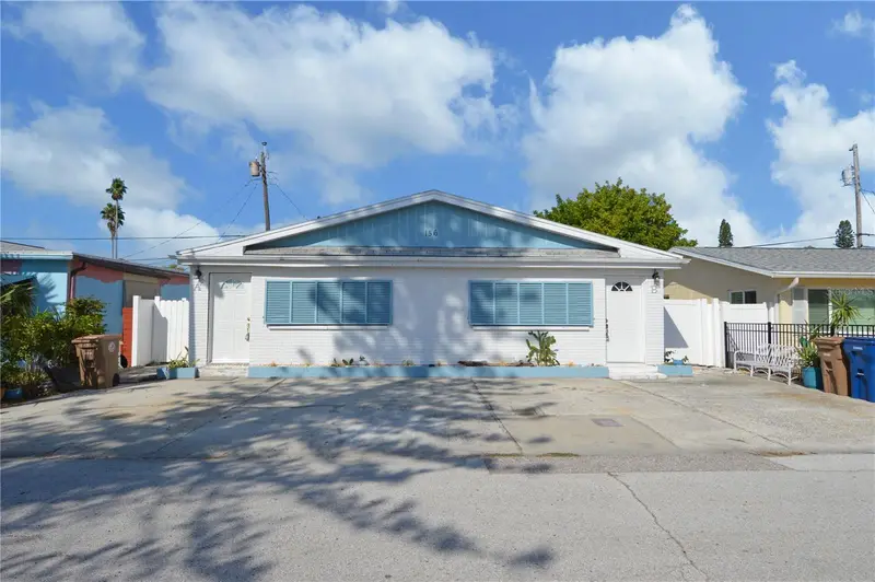 156 146th Ave E #B, FL