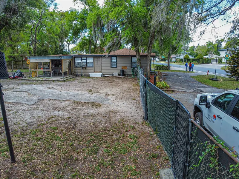 82 Concord Dr, FL