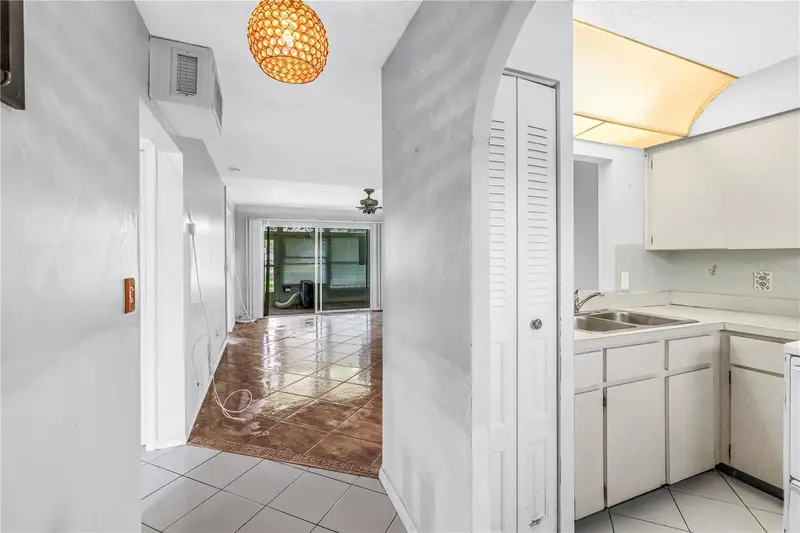 4774 Lake Blvd #9b, FL