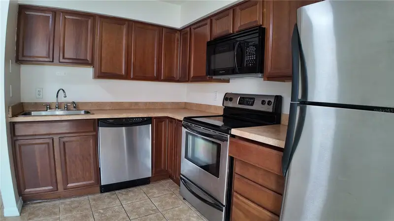 5850 Cypress Gardens Blvd #302, FL