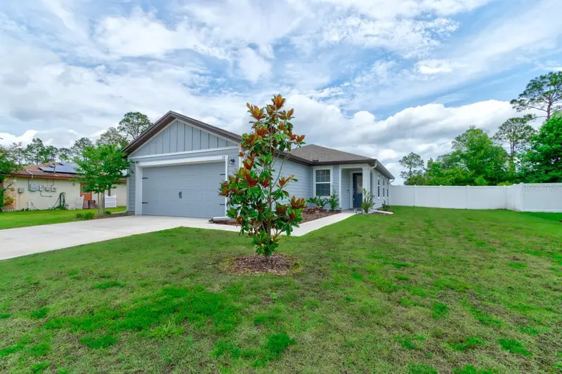 33 Pine Croft Ln, FL