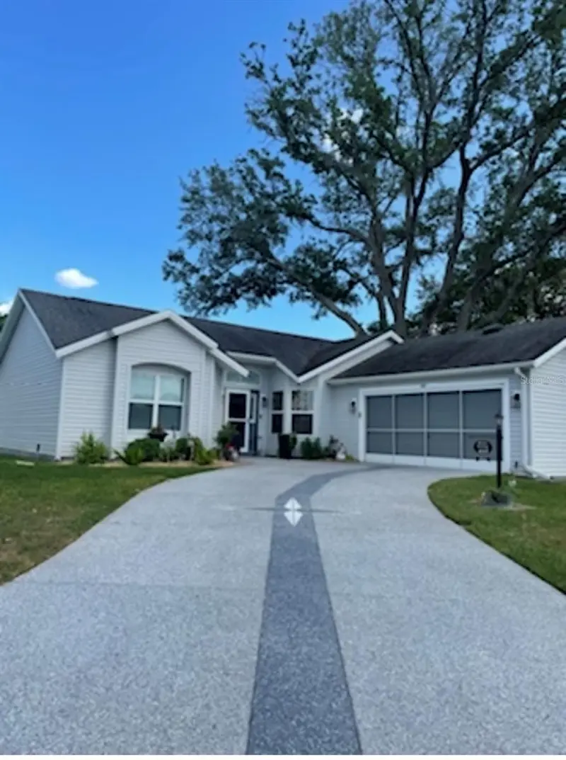 313 Gonzales Pl, FL