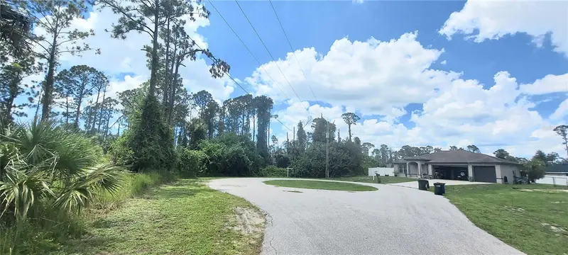 Gourmet Rd, FL