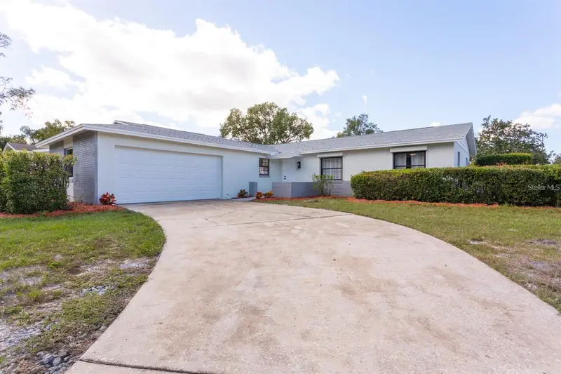 802 Gregory Ln, FL