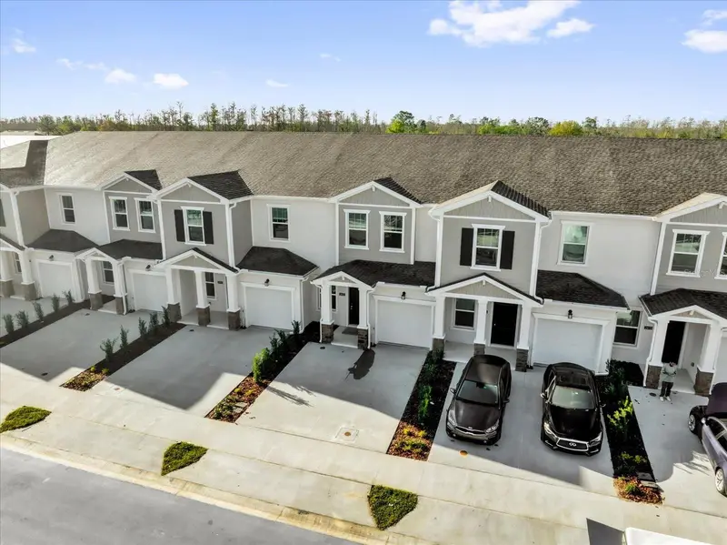 2602 Skyline Loop, FL
