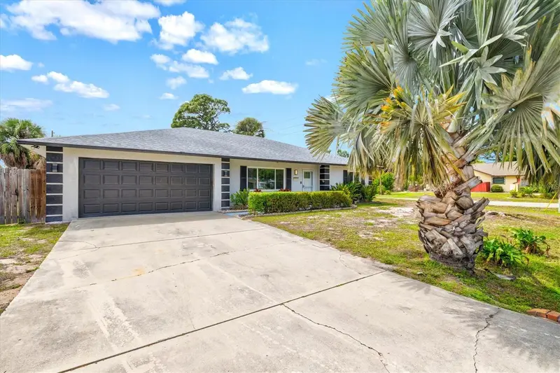 3310 Siesta Dr, FL