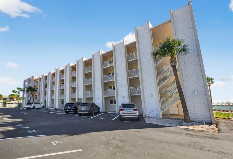 200 1st Avenue #107, FL