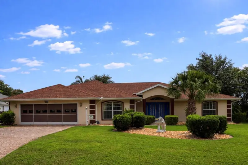 21300 Royal St Georges Ln, FL