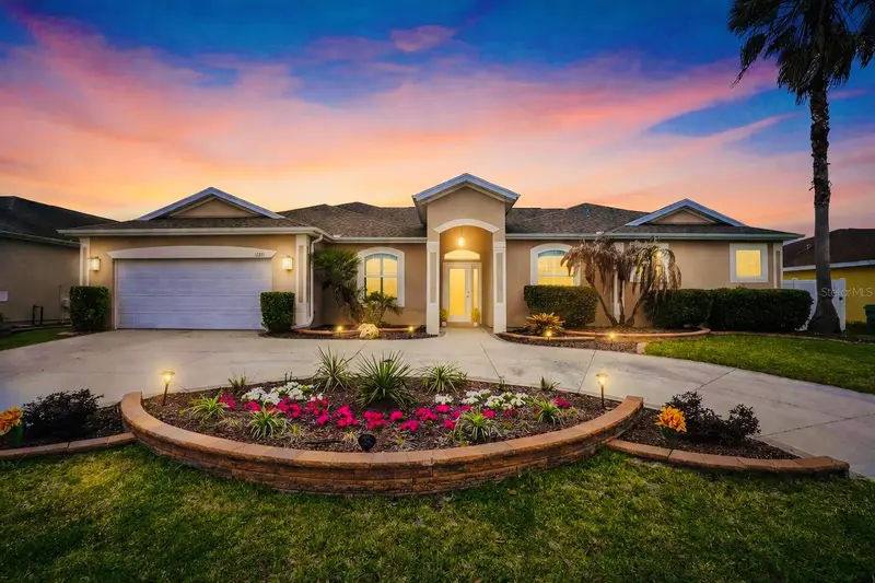 12371 Ne 48th Cir, FL