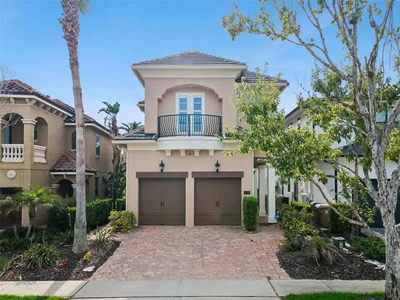 1172 Castle Pines Ct, FL