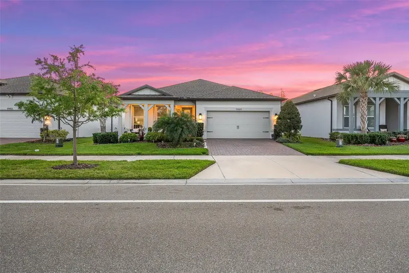 19469 Sea Glass Cir, FL