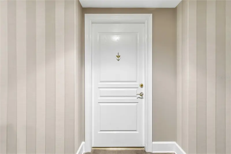 750 N Tamiami Trl #1104, FL