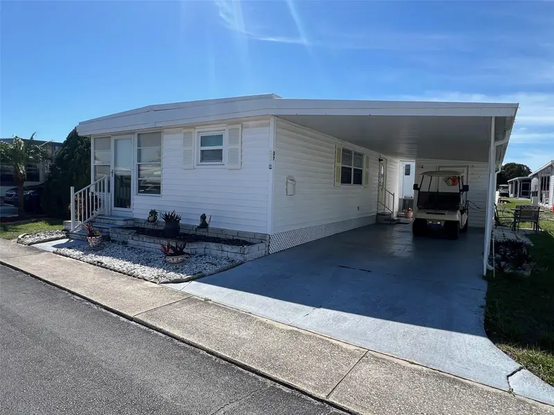 37 Pindo Palm St E, FL