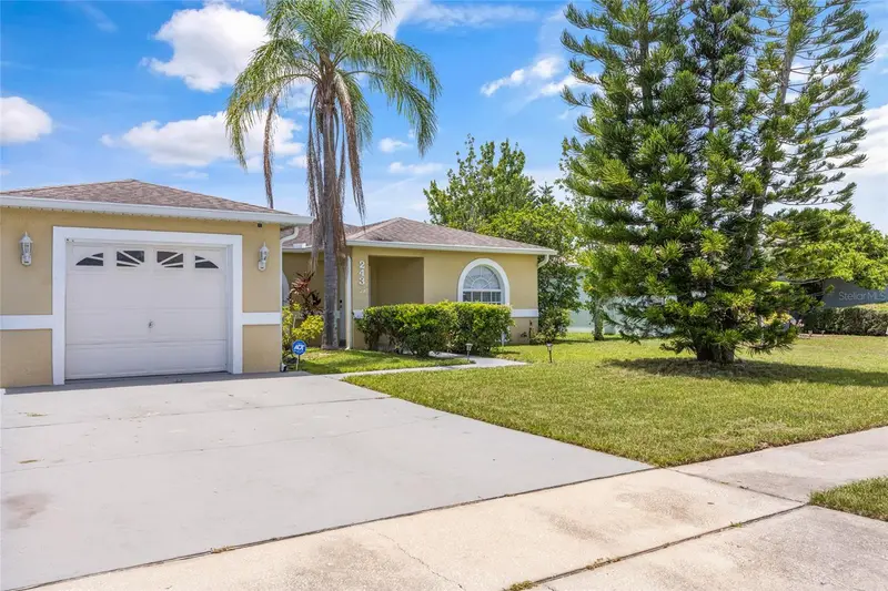 2430 Quail Run Blvd, FL