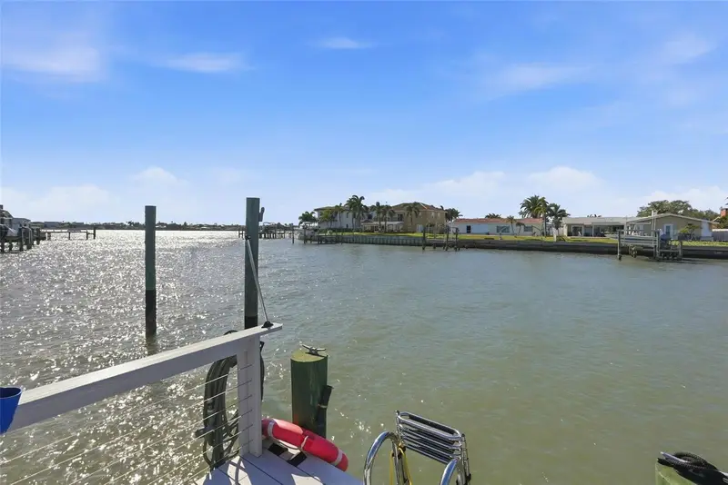 573 Boca Ciega Point Blvd N, FL