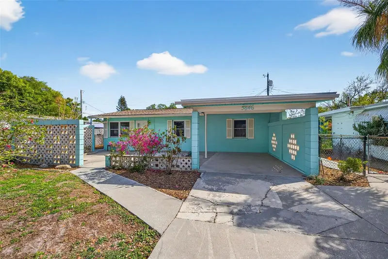 5846 82nd Ave N, FL