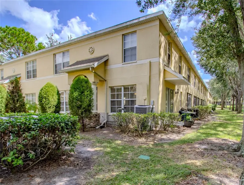 10917 Brickside Ct, FL