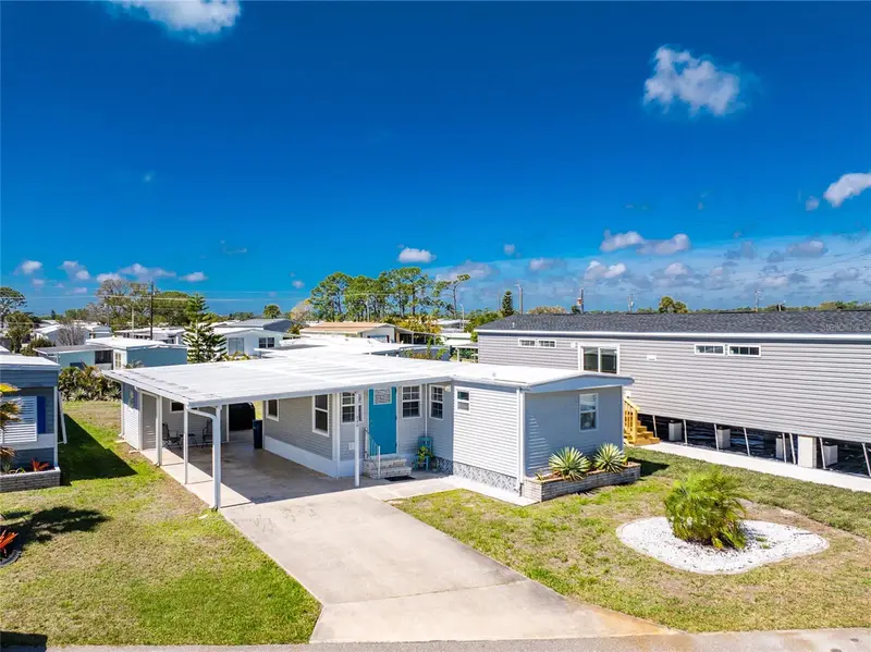 230 Wolverine Ave, FL