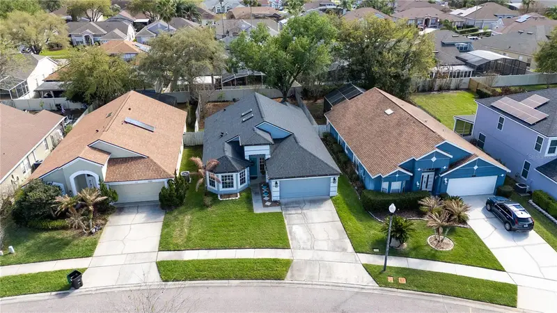 5038 Hook Hollow Cir, FL