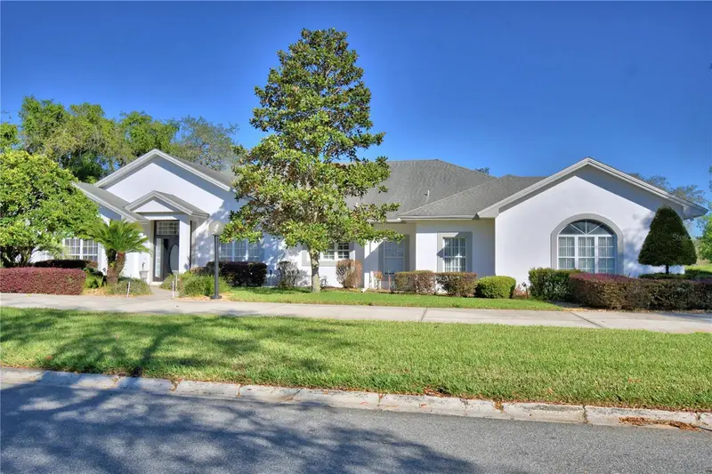 104 Fairway Dr, FL