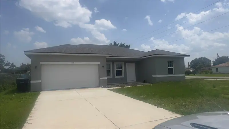 237 Cimarron Dr, FL
