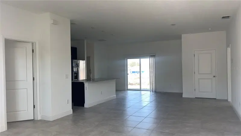 237 Cimarron Dr, FL